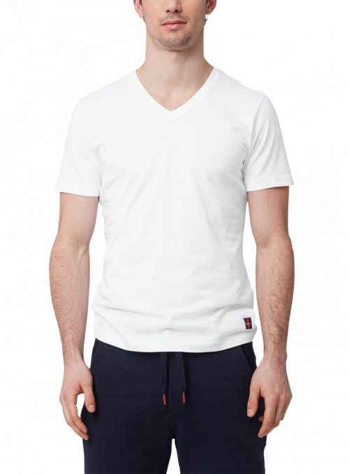 V-neck T-shirt