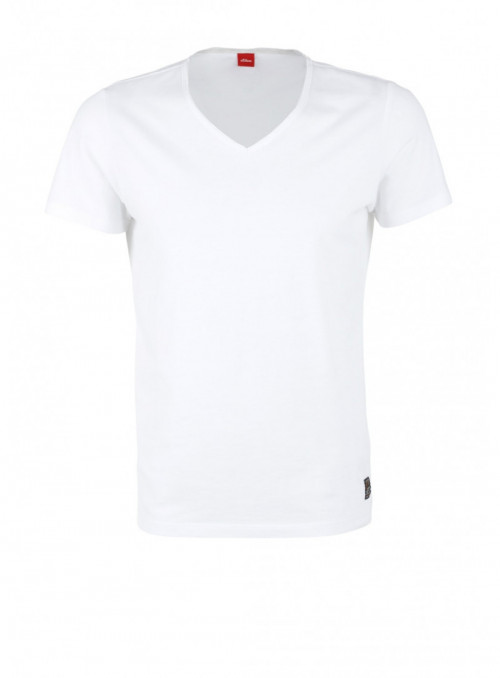 V-neck T-shirt