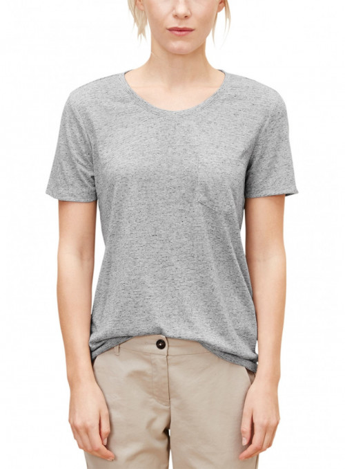 T-shirt with breast pocket